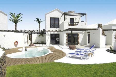 Poolvilla auf Lanzarote